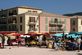 La Bouverie - Saturday market